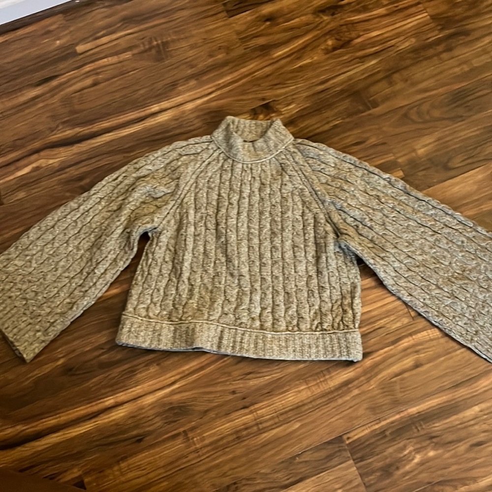Free people sweater